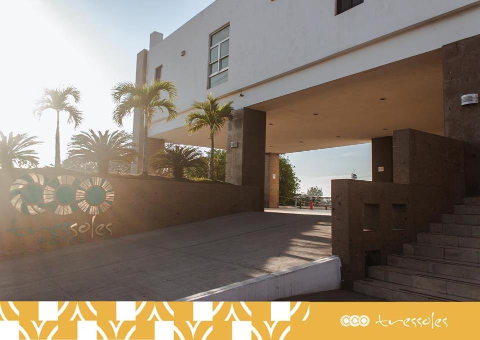 סיודד מדרו Hotel Tres Soles מראה חיצוני תמונה