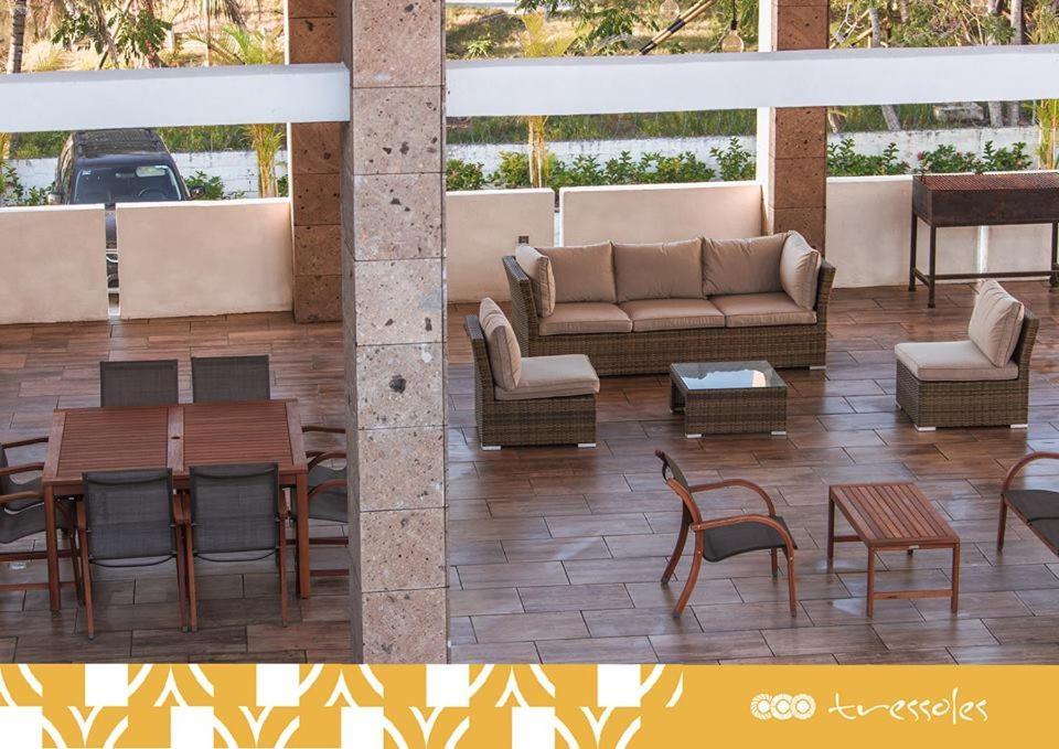 סיודד מדרו Hotel Tres Soles מראה חיצוני תמונה